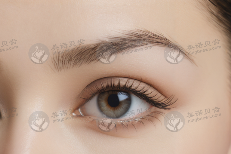 中山爱思特美容医院推出超值娃娃三体真鼻，原价9800元起，现仅需6800元起，优异机会，欢迎前来体验！