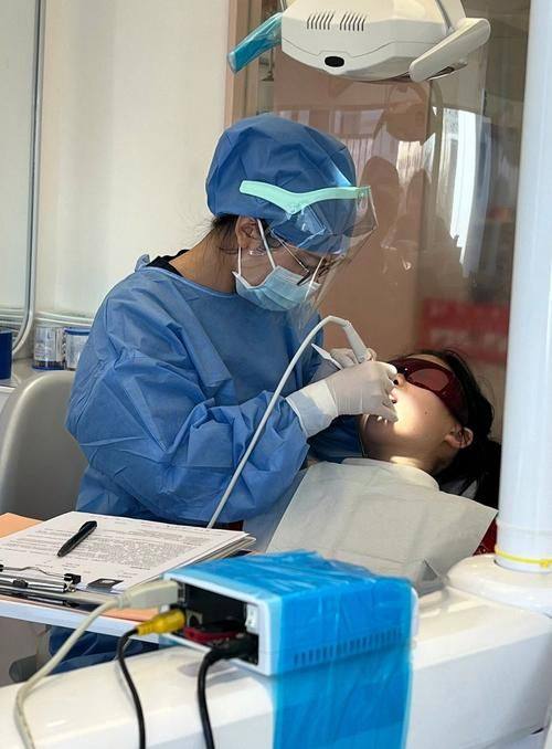 深圳正夫口腔：激光技术与教学合作背景的特色医院