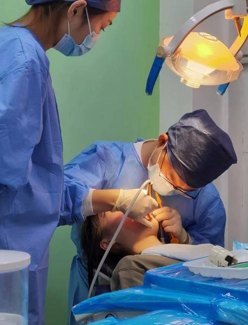 惠州深惠口腔门诊部医生介绍