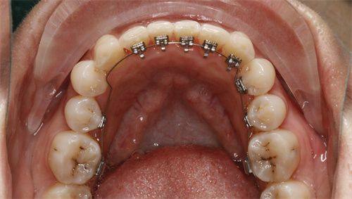 德阳新桥口腔门诊部：实力雄厚的医生团队