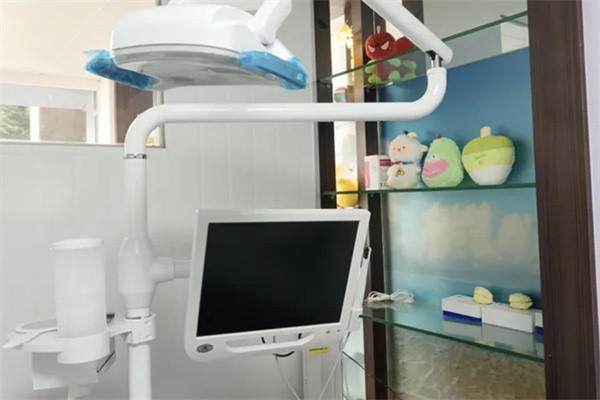 揭阳轩雅口腔诊所擅长项目：