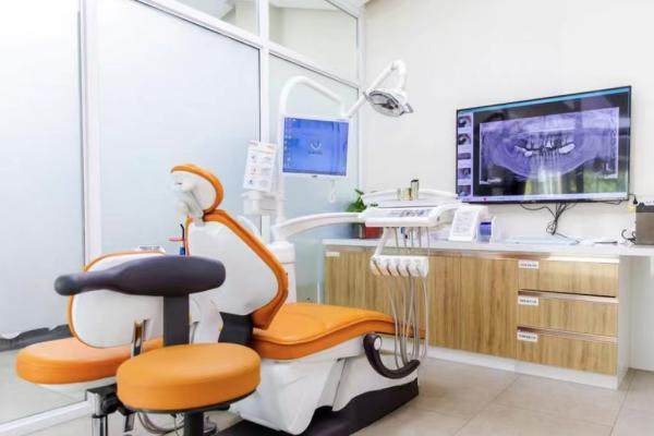 偃师杰美山水人家口腔门诊部