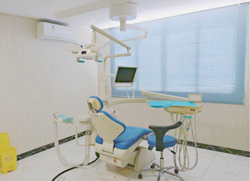 嵊州洁诚口腔门诊部地址电话及营业时间: