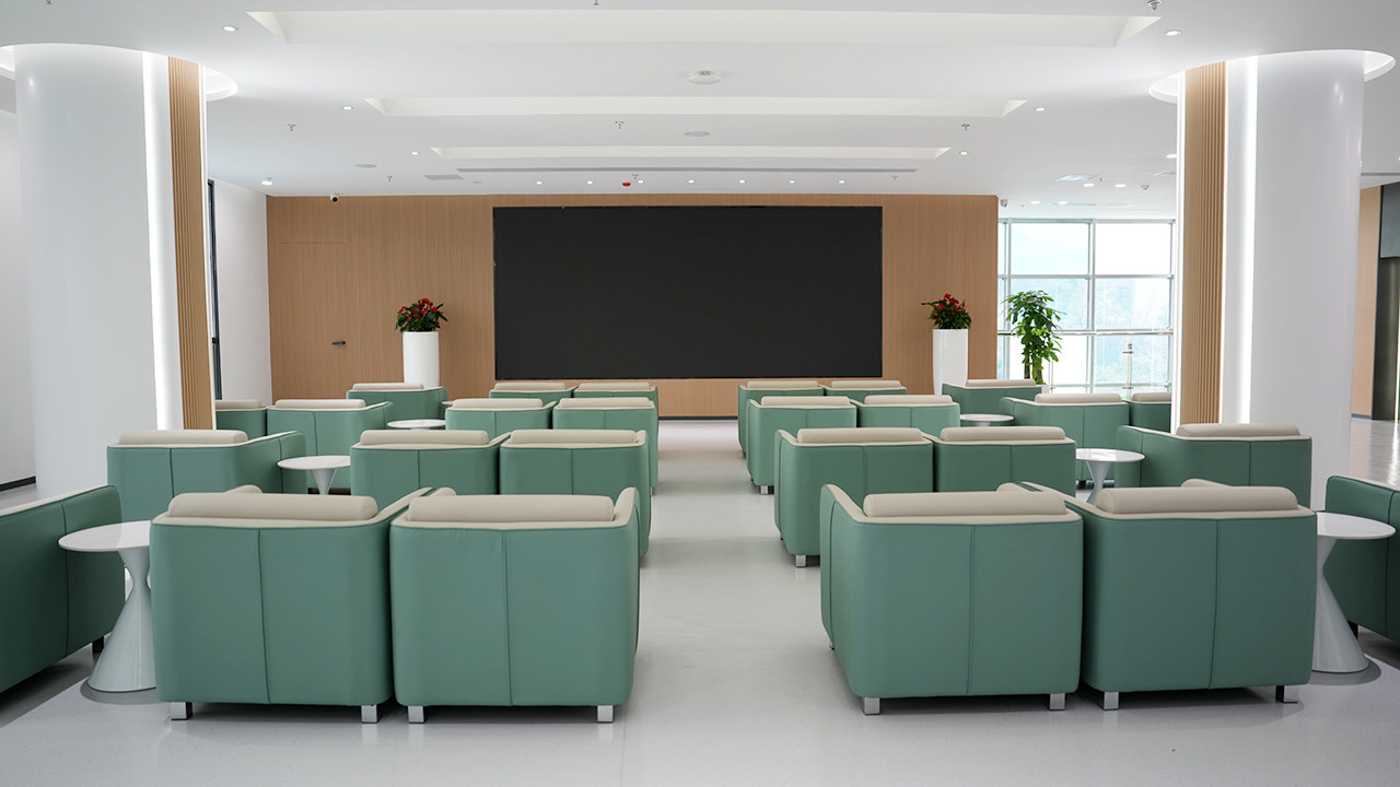 二、成都团圆口腔医院（高新院区）工作日超声波洗牙含喷砂抛光：去渍焕亮的贴心之选