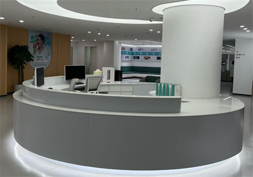 成都团圆口腔医院（高新院区）王铁生：特色种植技术，兼顾舒适感与修复成效