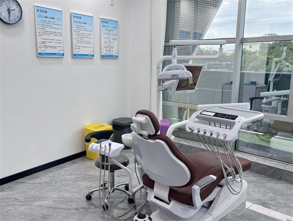 2026呼和浩特天牙口腔陈振华坐诊时间表出炉，20年经验种植医生亲诊