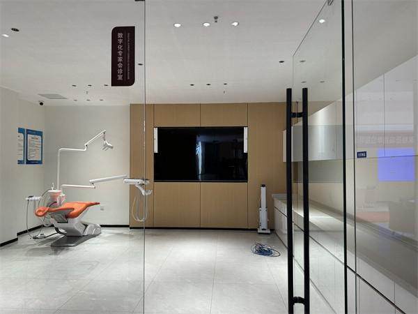 西宁市张娜收费一览表：根管治疗+隐形矫正，个性化方案等你来约！