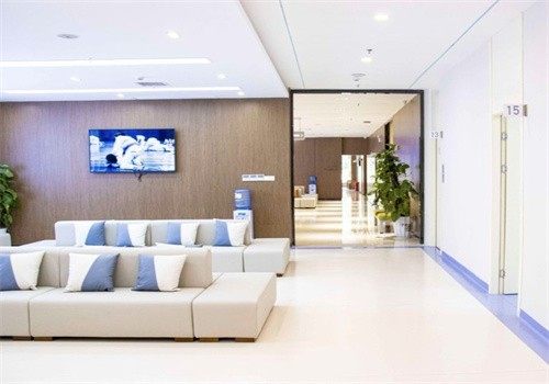 珠海希玛林顺潮眼科医院在哪个地铁站下？导航到吉大景园路15号最便捷