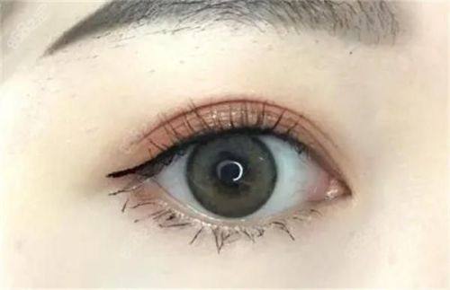 南京东南美容医院地址电话及营业时间：