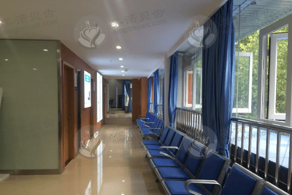 重庆涪陵爱尔眼科医院
