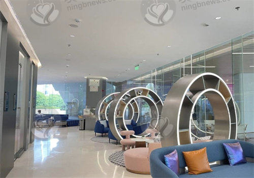 深圳爱尔西柚眼科门诊部环境