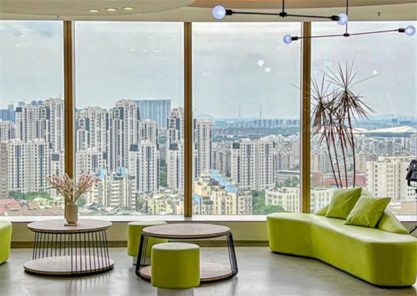 我在南京维视配角膜塑形镜，告别近视烦恼，视力重回 1.2！ 