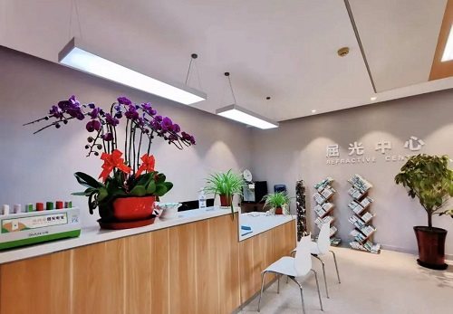 2026北京华德眼科医院王海亮收费标准：全飞秒15762元起，ICL晶体植入31000元起