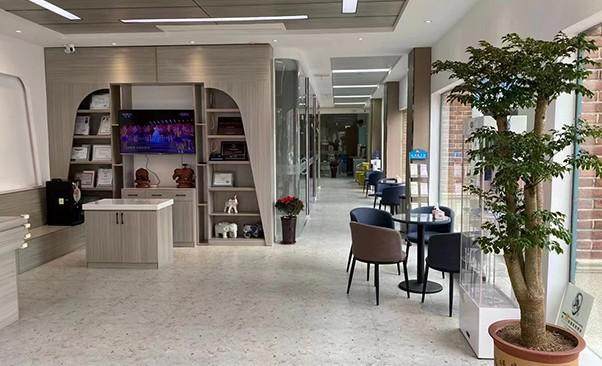 许昌小白象牙科进口Mini金属矫正3800元起，舒适高性价比适合青少年成人