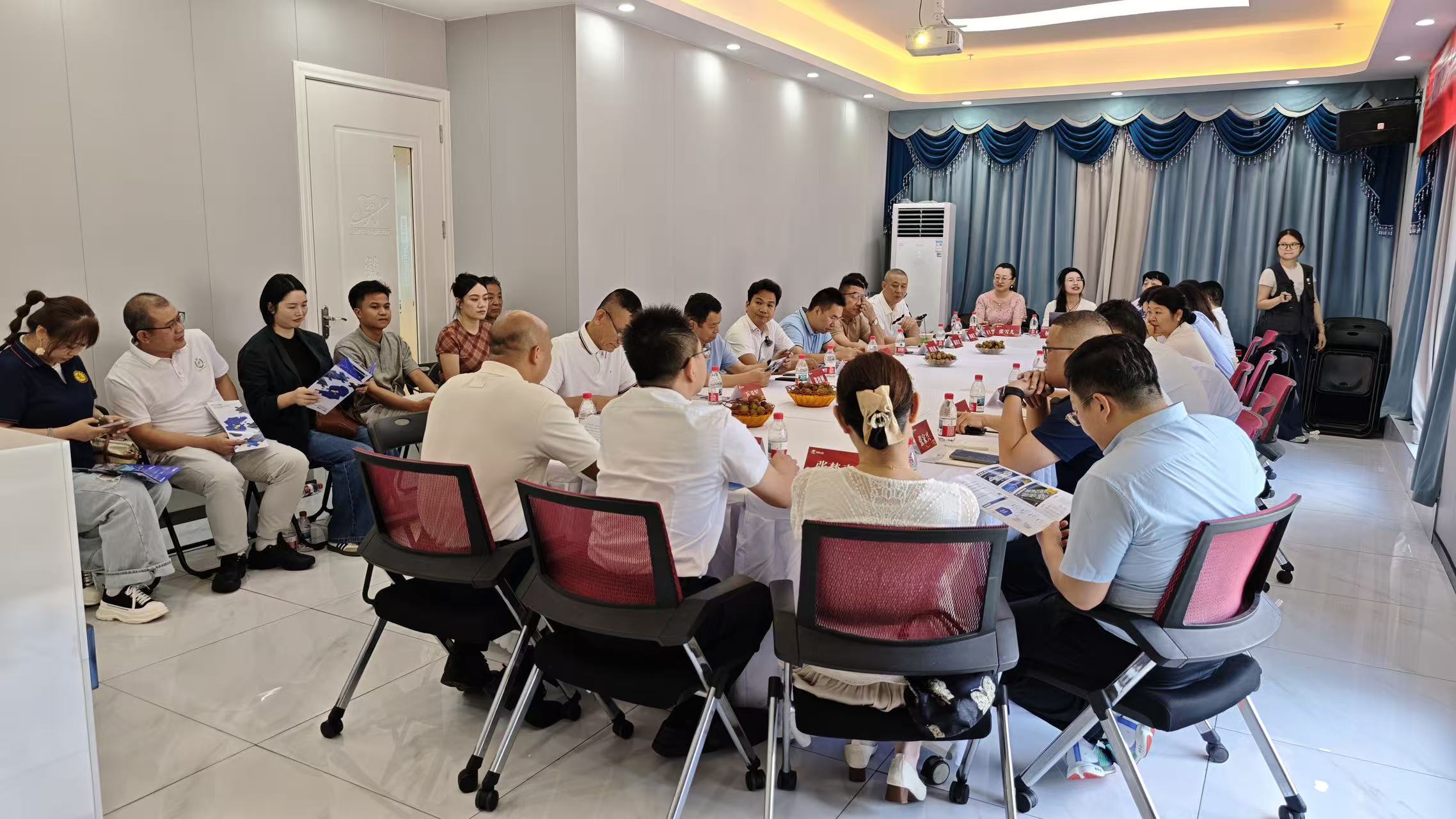 聚力共赢！海南微笑口腔主办异地商会秘书长联谊会圆满举办