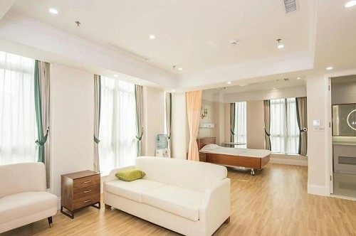 佛山美莱医疗美容医院陈秀花精细操作欧洲之星全模式Fotona4D Pro全面部抗衰紧致提升12000元起